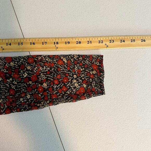 Zara Women's Floral Print A-Line Ruched Front‎ Ruffle Hem Blouse Size XS - Picture 5 of 9